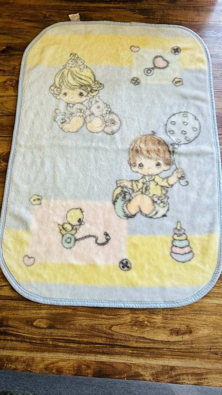 Precious Moments Baby Blanket Plush Fleece Pastels.